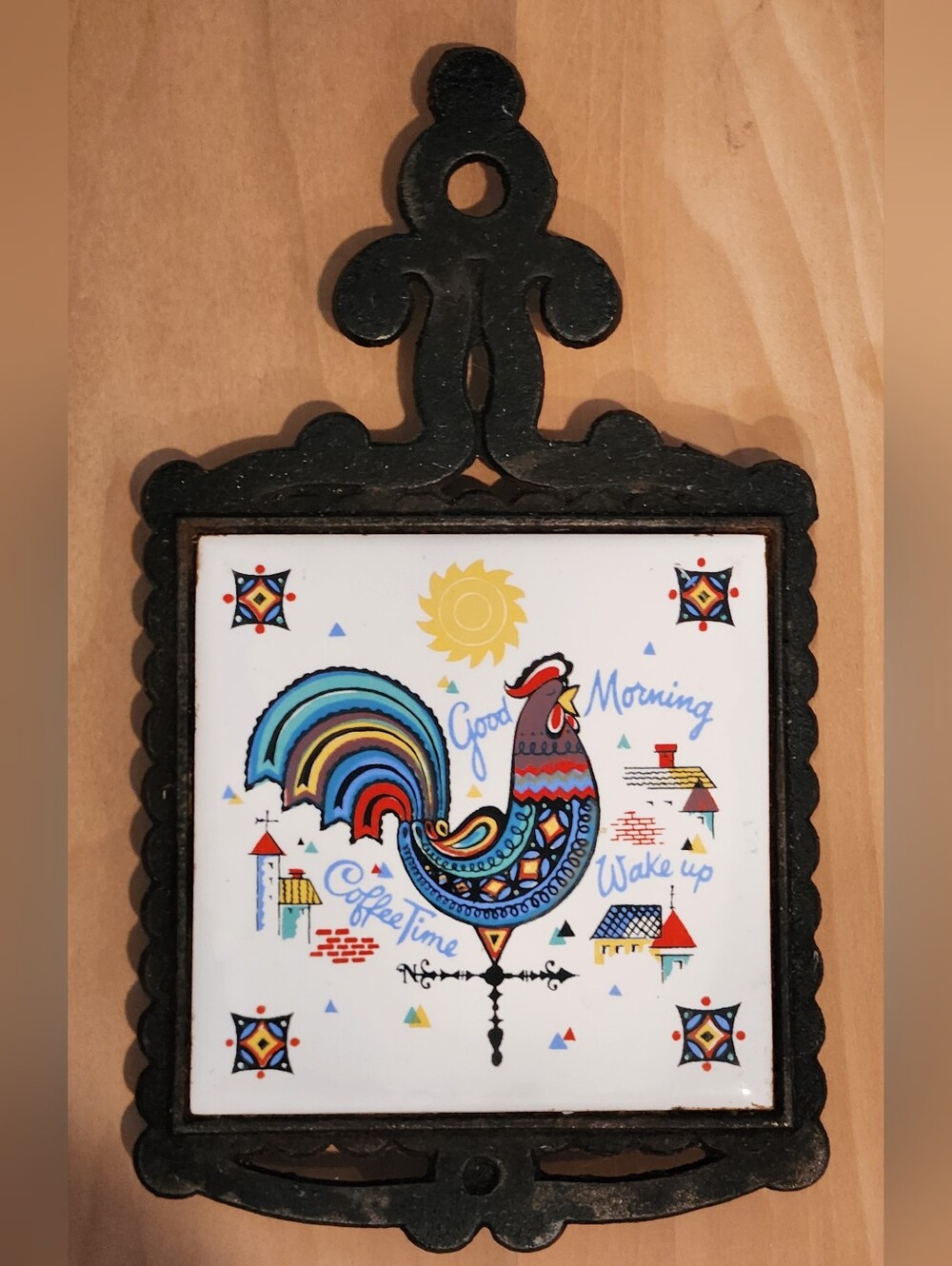Vintage MCM Berggren Cast Iron Ceramic Tile Decorative Hot Plate Trivet Rooster